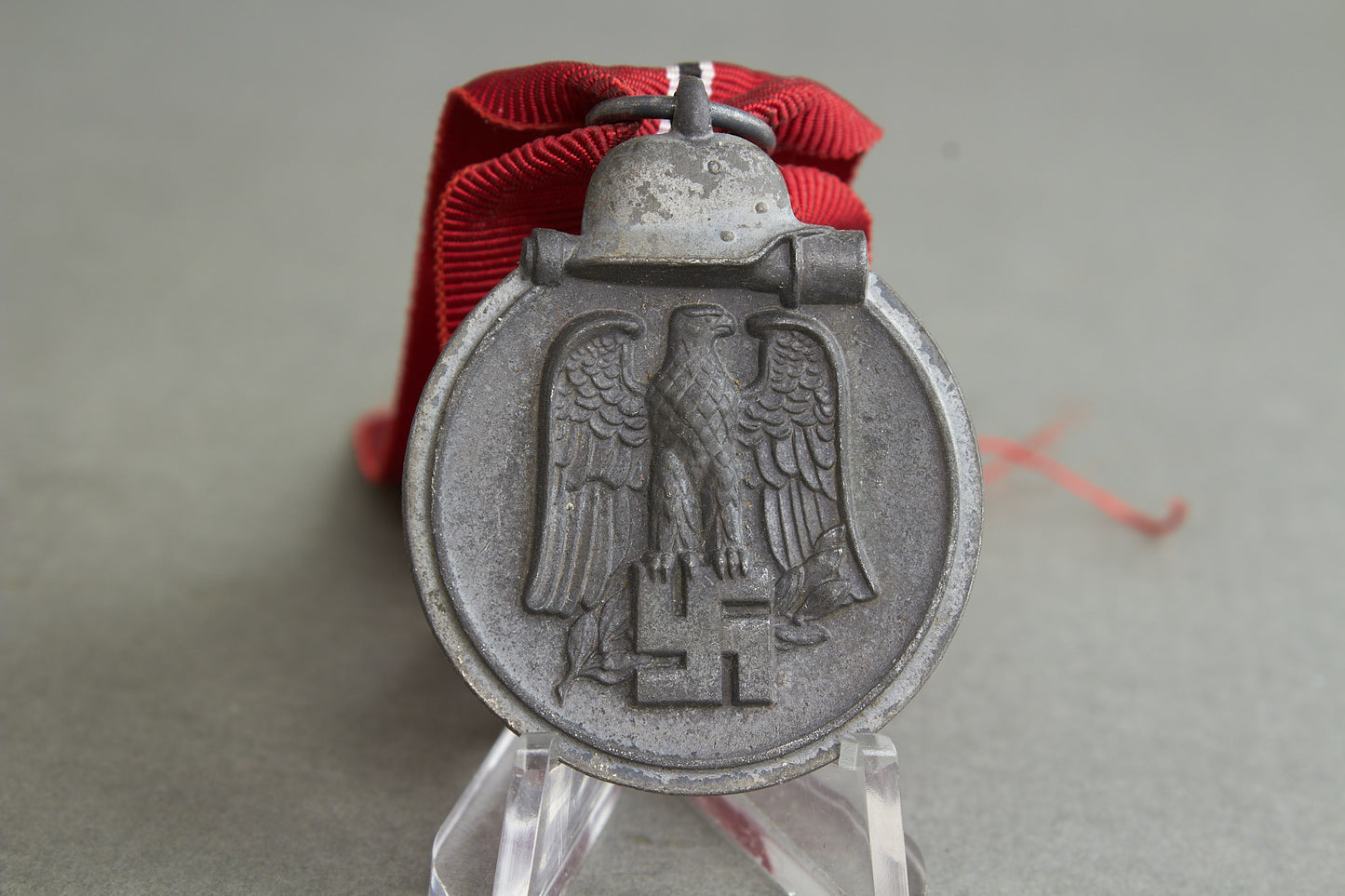 "Winterschlacht im Osten" Medal. Maker marked "10". Original.