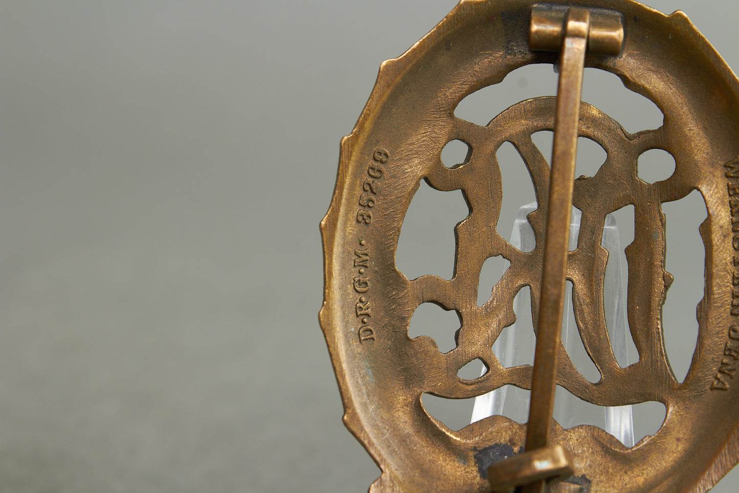 "Reichssportabzeichen DRL" in Bronze. Original.