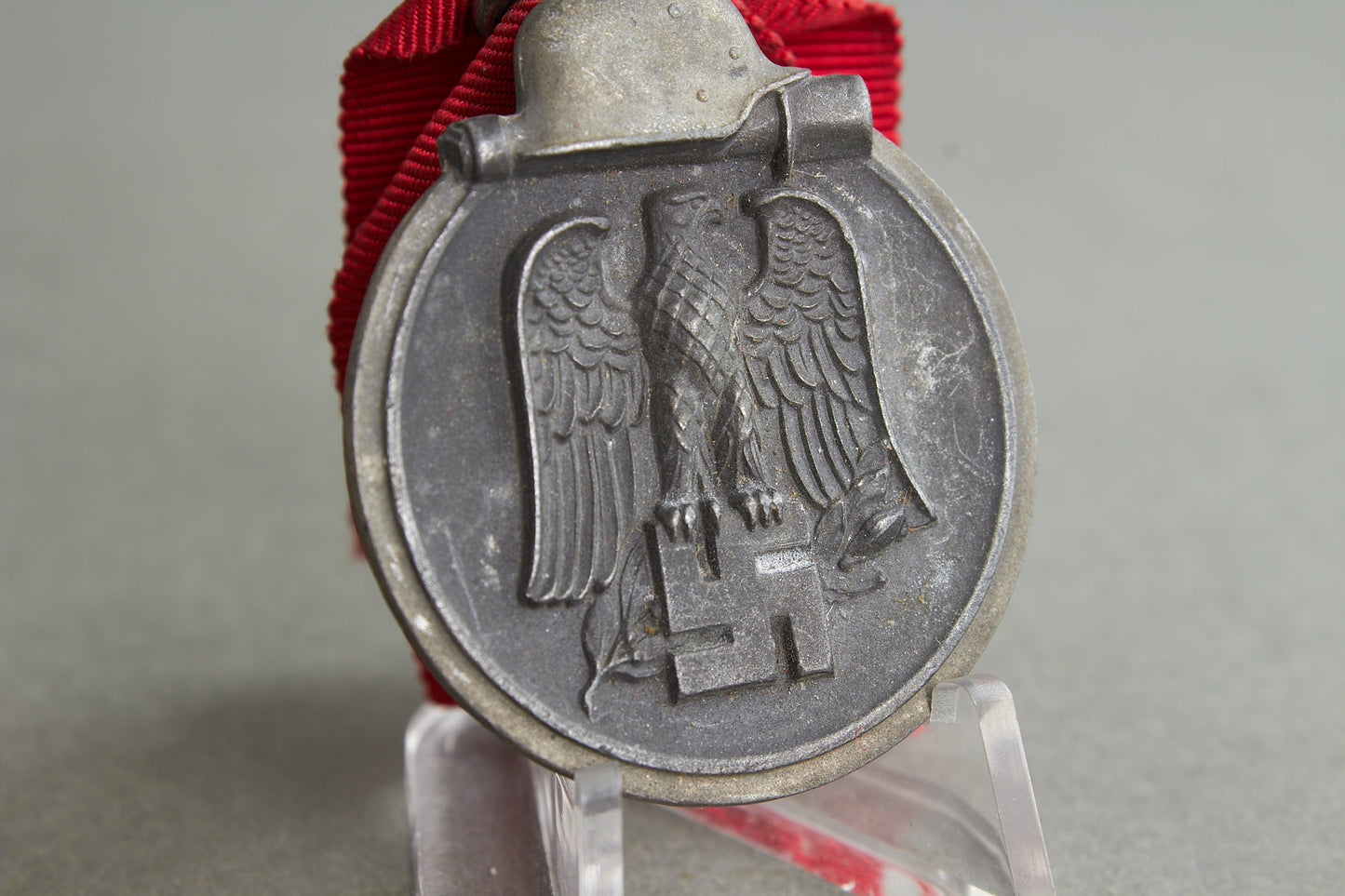 "Winterschlacht im Osten" Medal. Unmarked. Original.