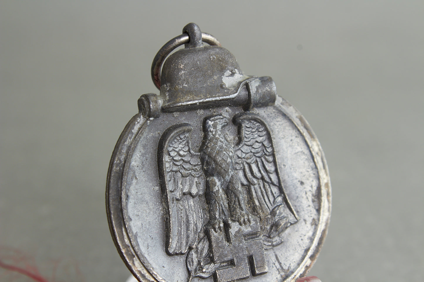 "Winterschlacht im Osten" Medal. Unmarked. Original.