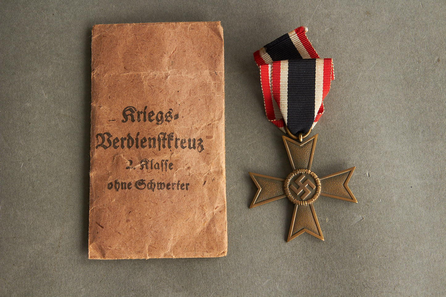 "Kriegsverdienstkreuz 2. Klasse". In envelope. Original.
