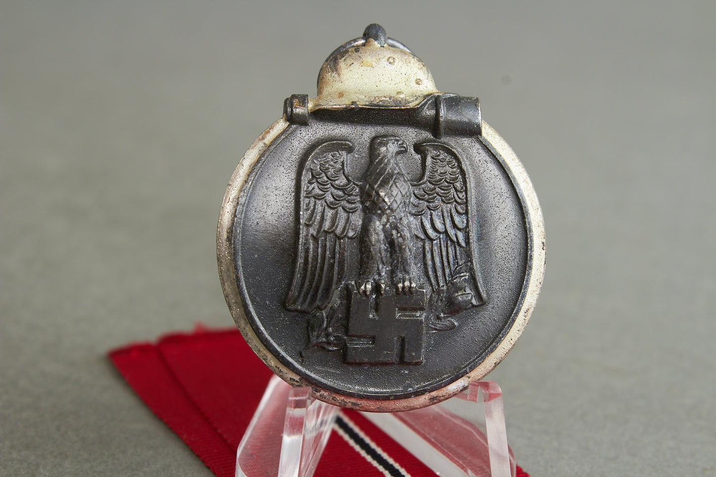 "Winterschlacht im Osten" Medal. Unmarked. Original.