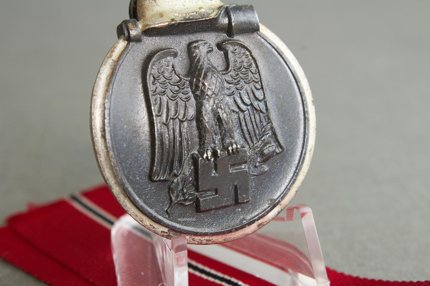 "Winterschlacht im Osten" Medal. Unmarked. Original.