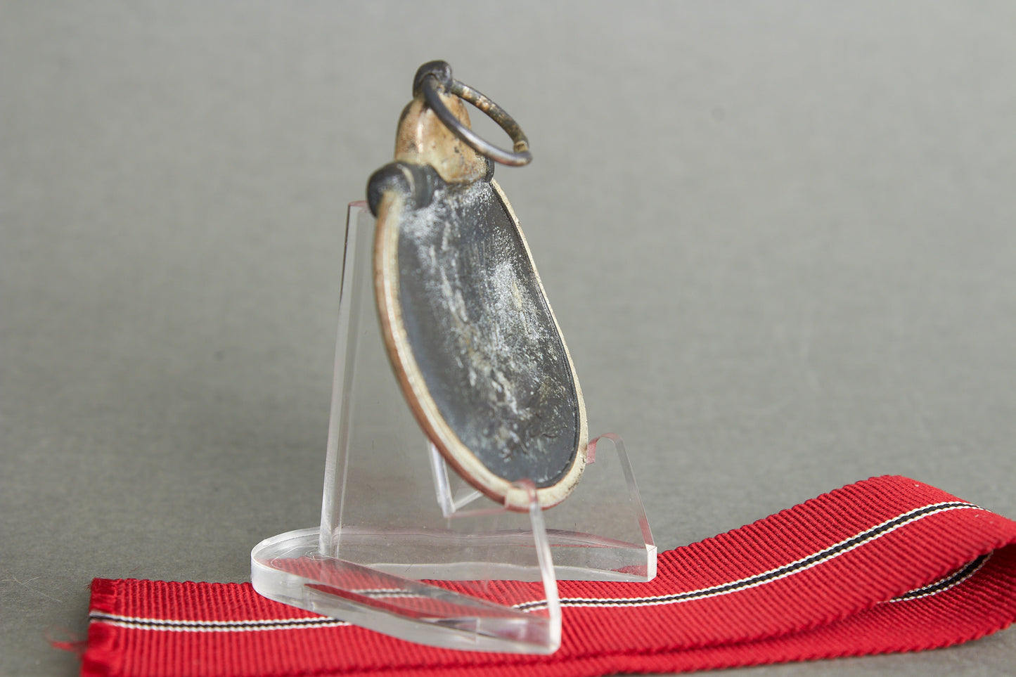 "Winterschlacht im Osten" Medal. Unmarked. Original.