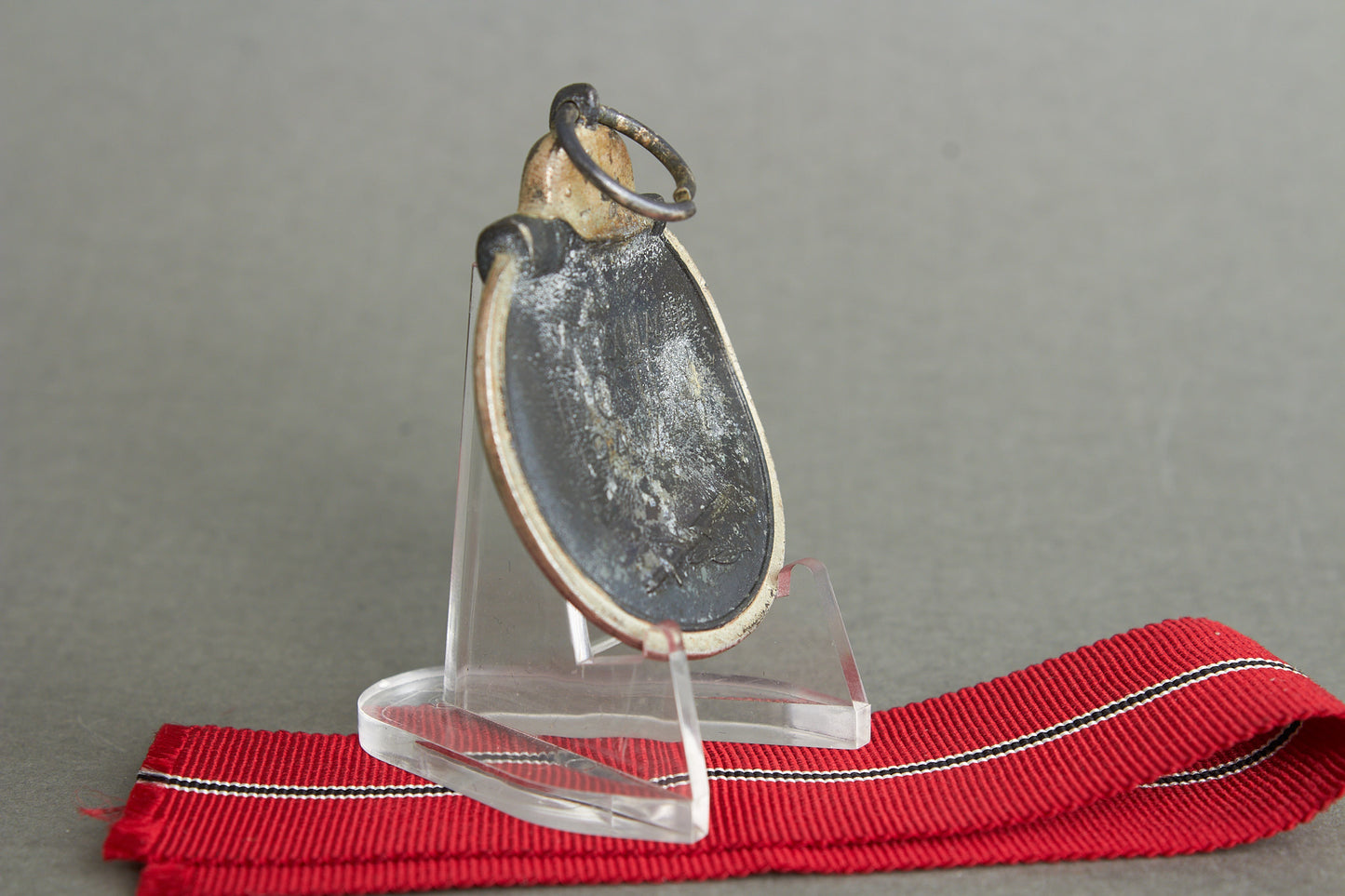 "Winterschlacht im Osten" Medal. Unmarked. Original.