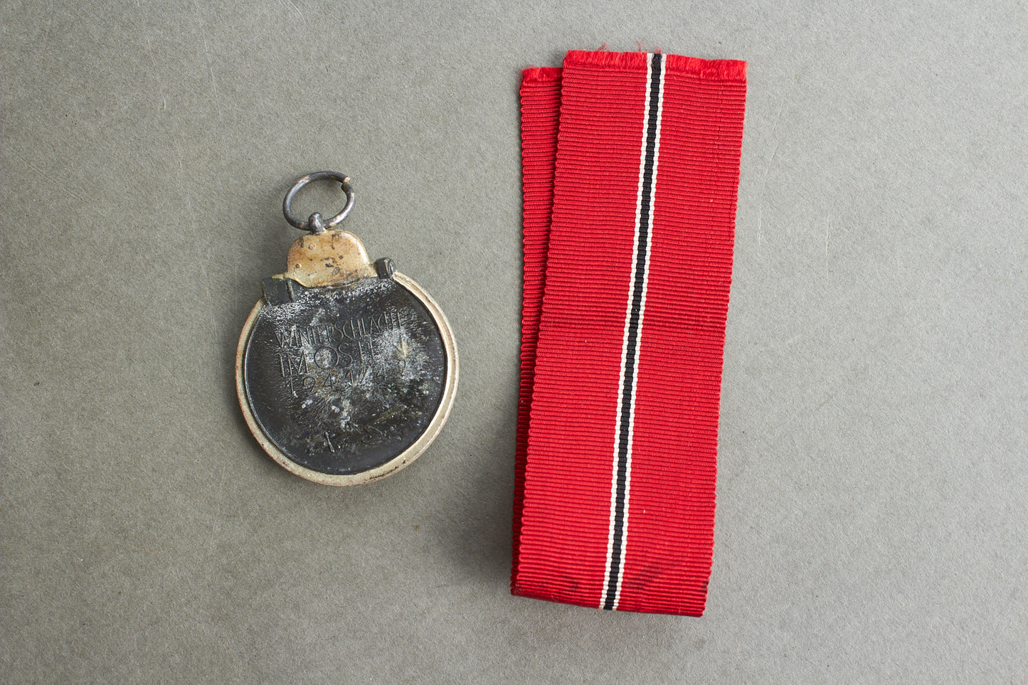 "Winterschlacht im Osten" Medal. Unmarked. Original.