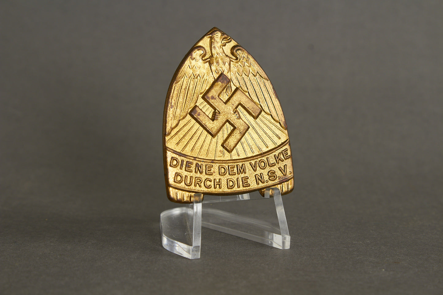 N.S.V (Nationalsozialistische Volkswohlfahrt) Tinnie. Original.