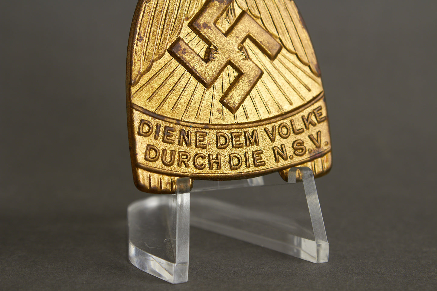 N.S.V (Nationalsozialistische Volkswohlfahrt) Tinnie. Original.