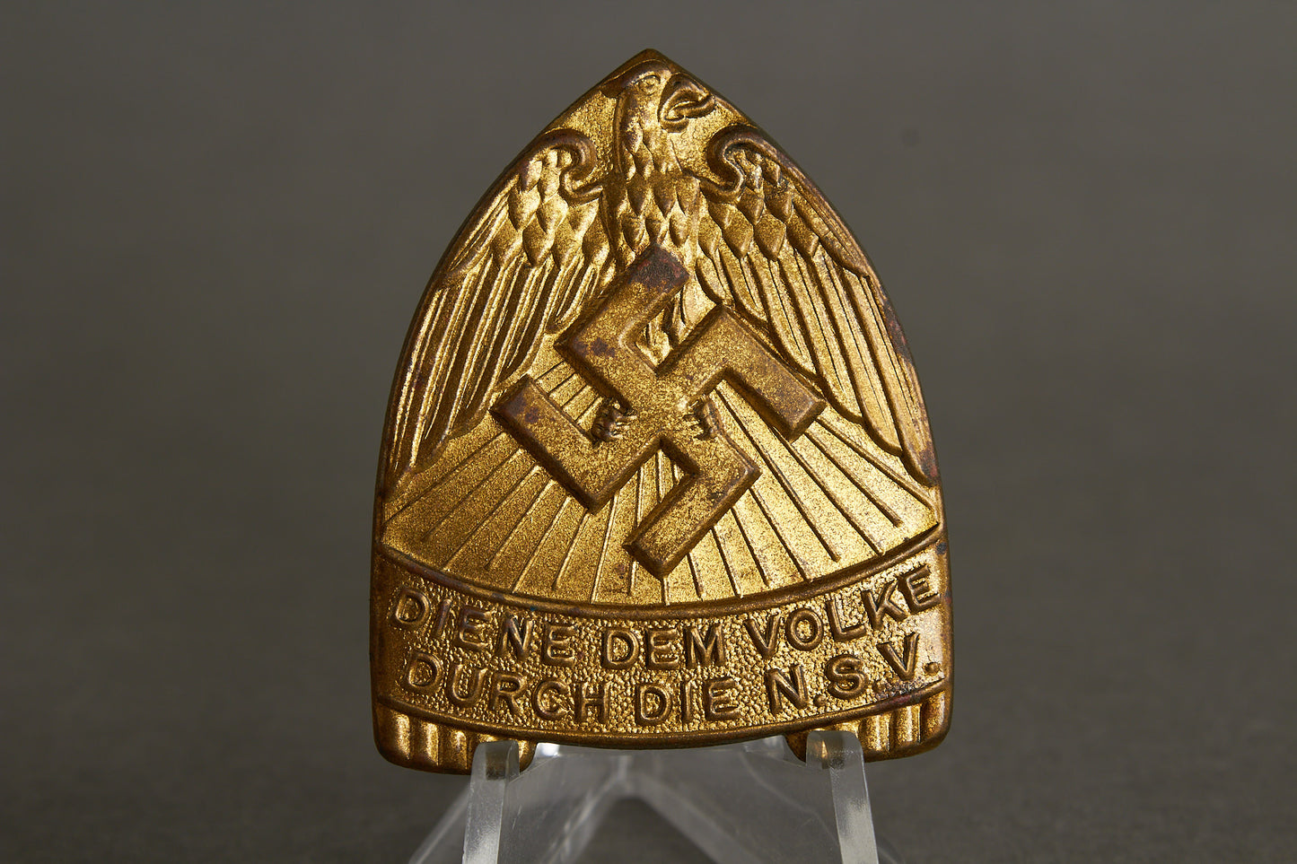 N.S.V (Nationalsozialistische Volkswohlfahrt) Tinnie. Original.