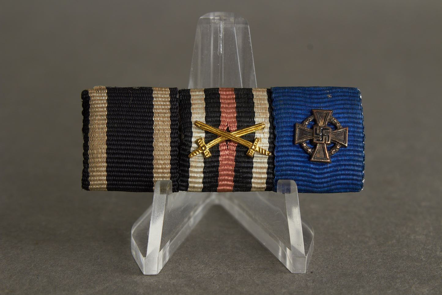 3-Place Ribbon Bar. Original.