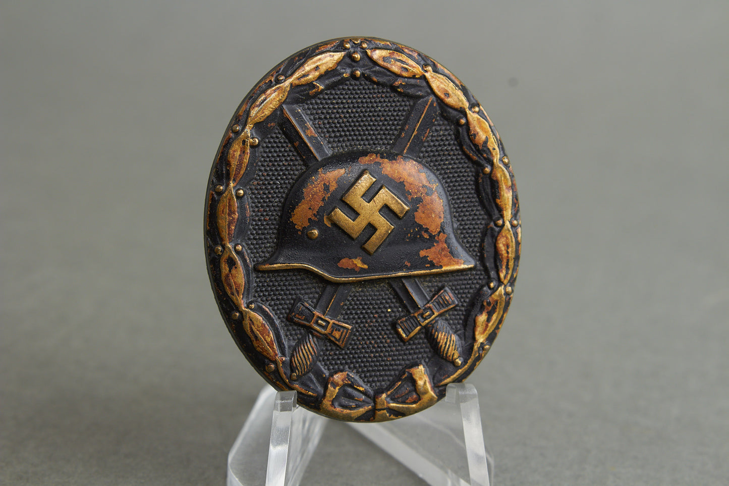 Wound Badge "Verwundetenabzeichen" in Black. Original.
