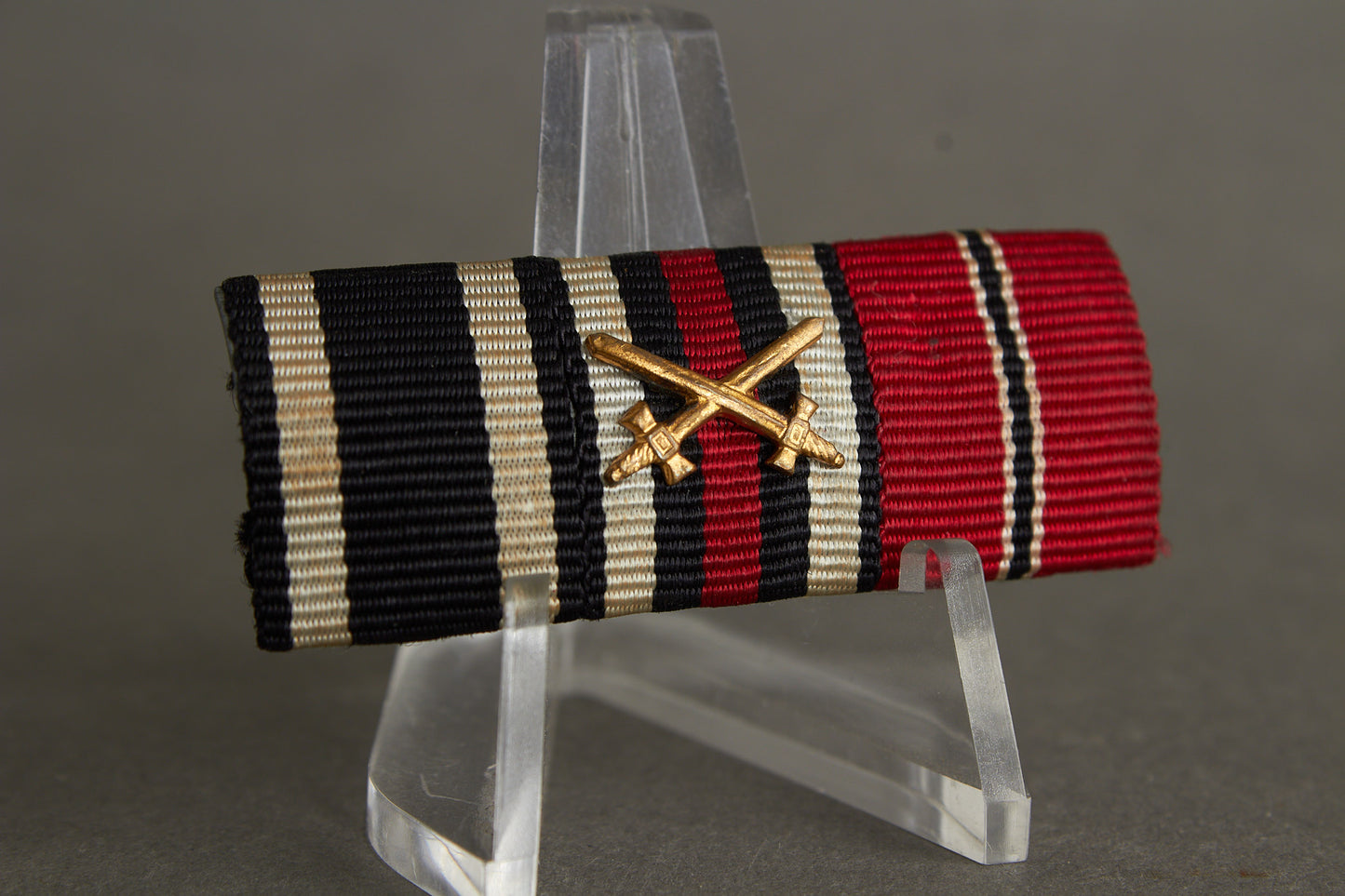3-Place Ribbon Bar. Original.