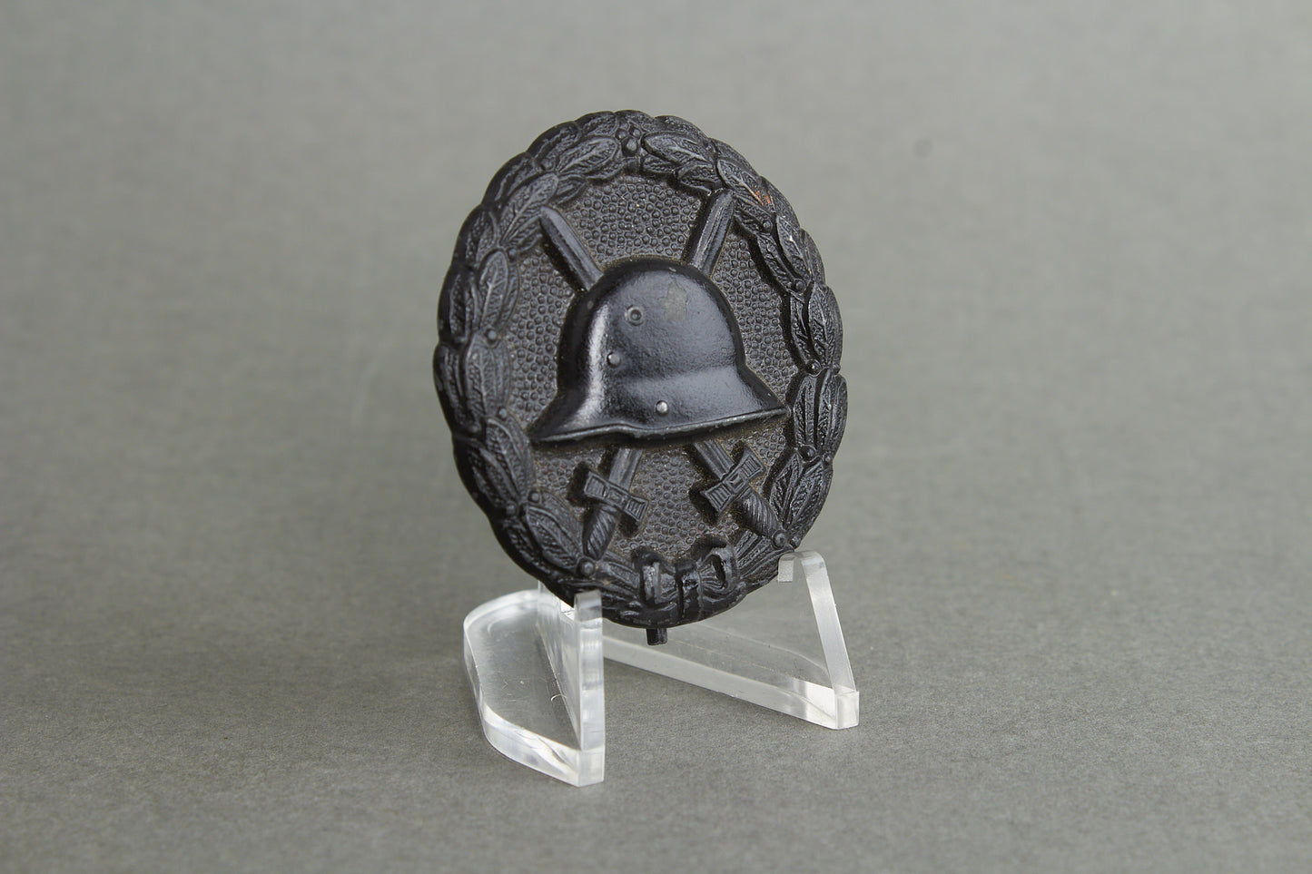 Wound Badge "Verwundetenabzeichen" in Black. Original.