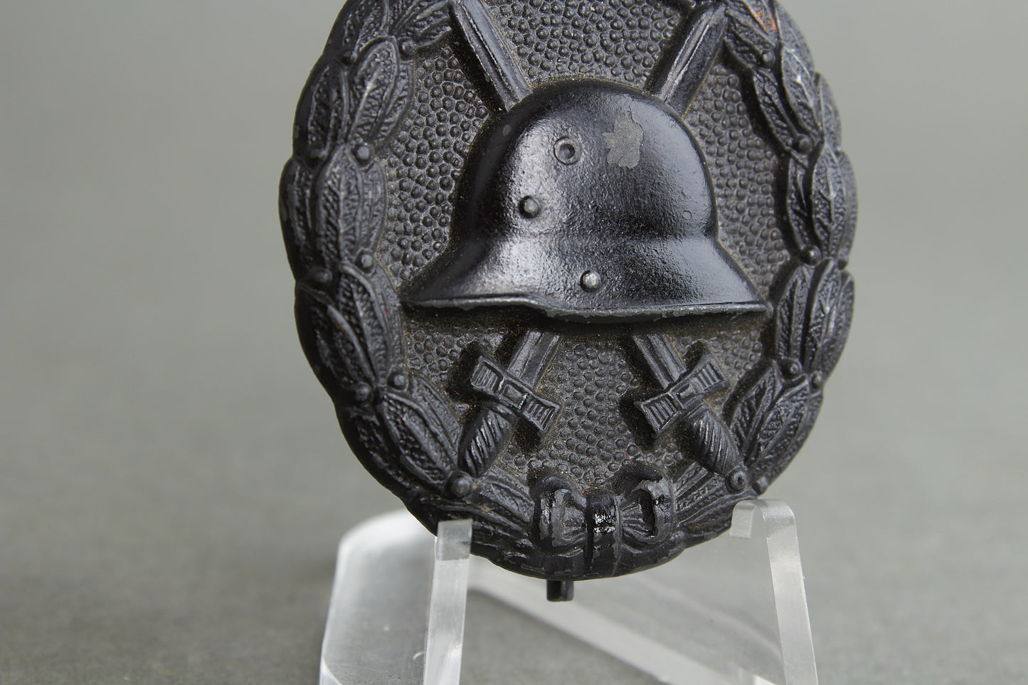 Wound Badge "Verwundetenabzeichen" in Black. Original.