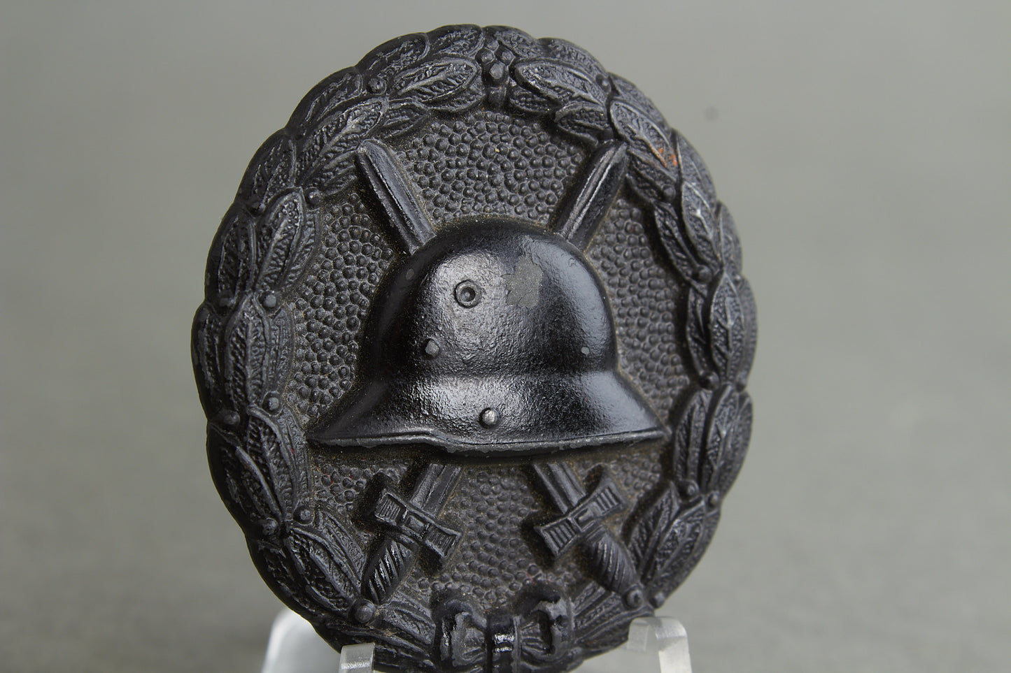 Wound Badge "Verwundetenabzeichen" in Black. Original.