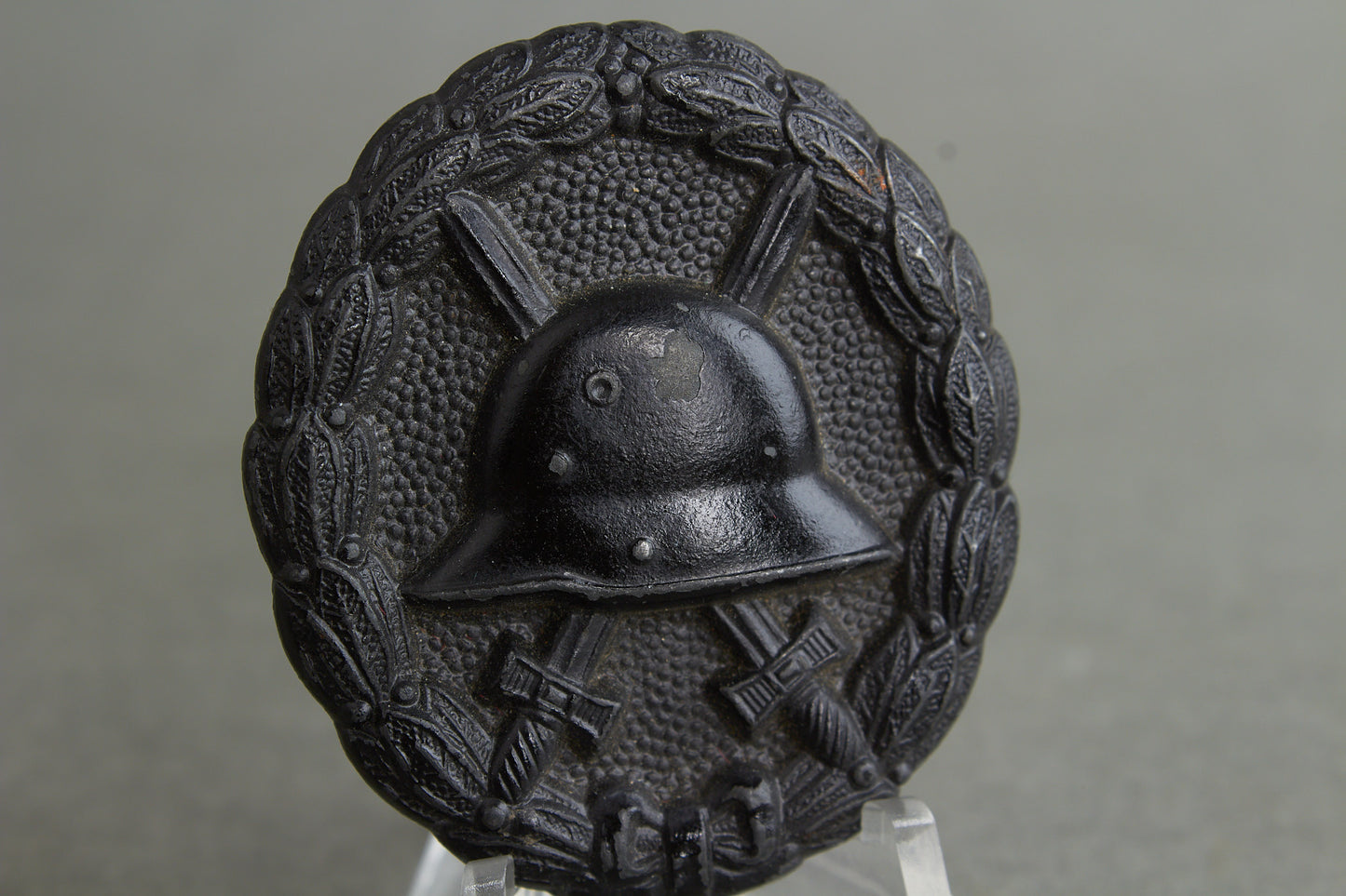 Wound Badge "Verwundetenabzeichen" in Black. Original.