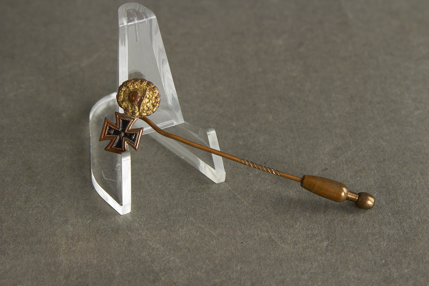 Miniature Iron Cross & Wound badge in Gold miniature stickpin. Original.