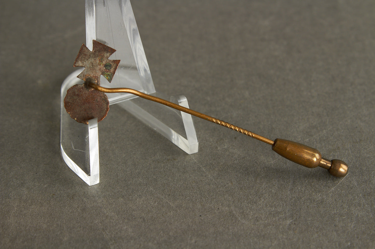 Miniature Iron Cross & Wound badge in Gold miniature stickpin. Original.