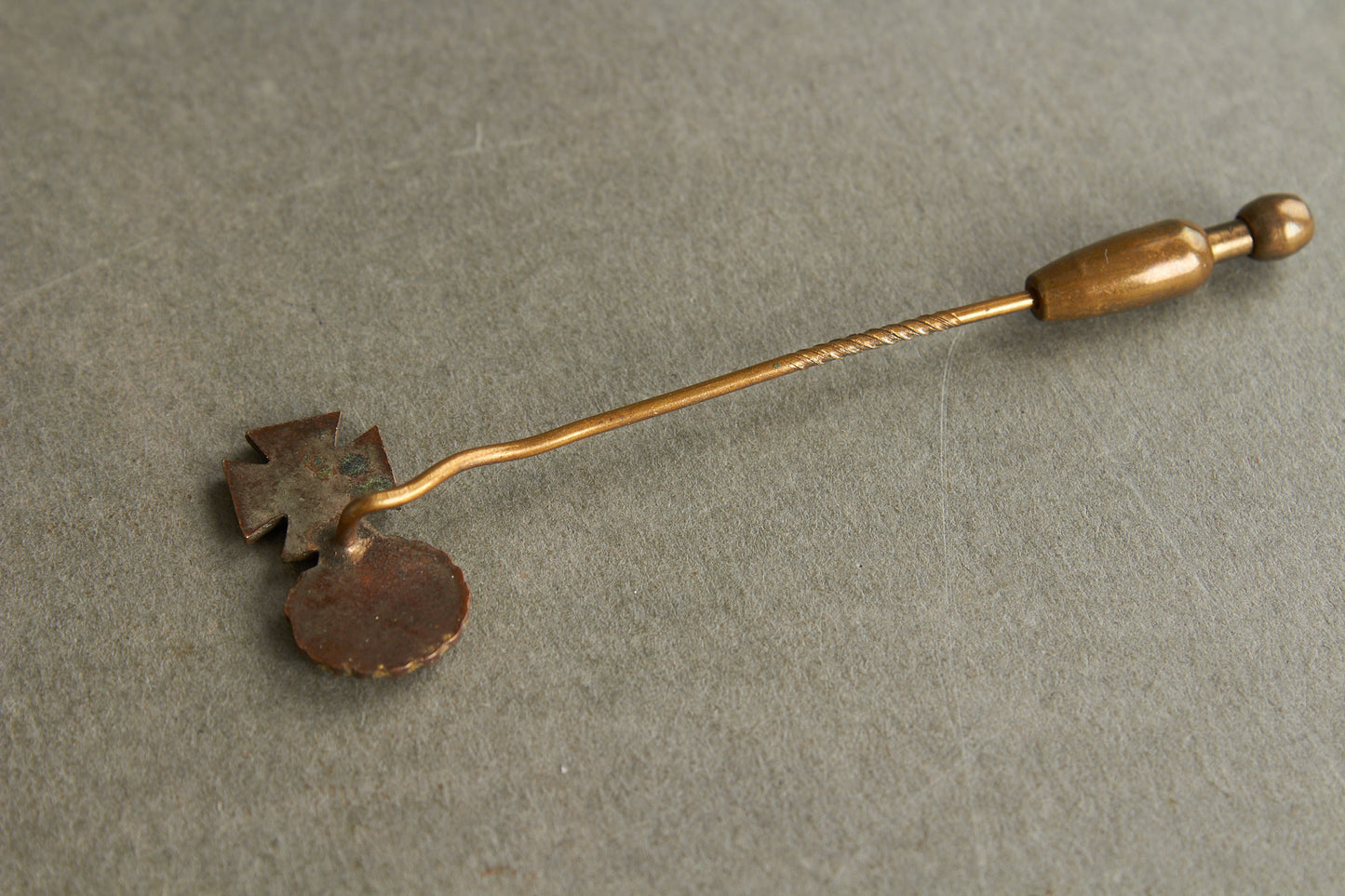 Miniature Iron Cross & Wound badge in Gold miniature stickpin. Original.
