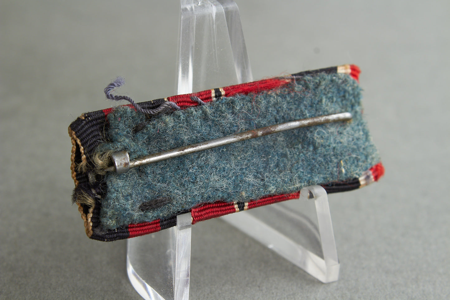 3-Place Ribbon Bar. Original.