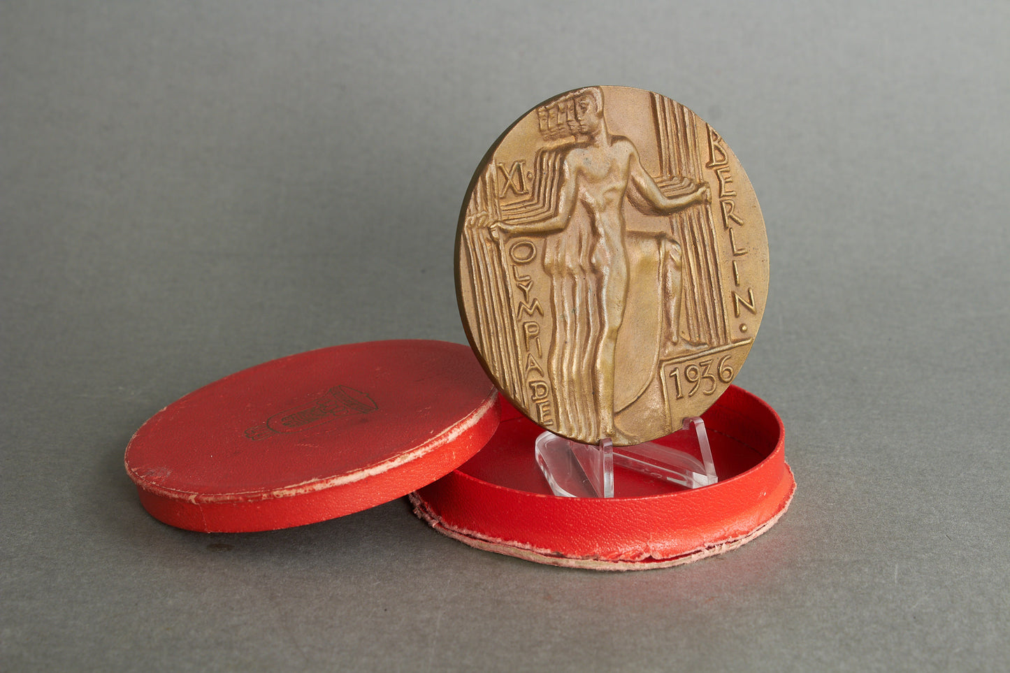 Olympiade Berlin 1936 "Ich rufe die Jugend der Welt!". In box. Rare. Original.