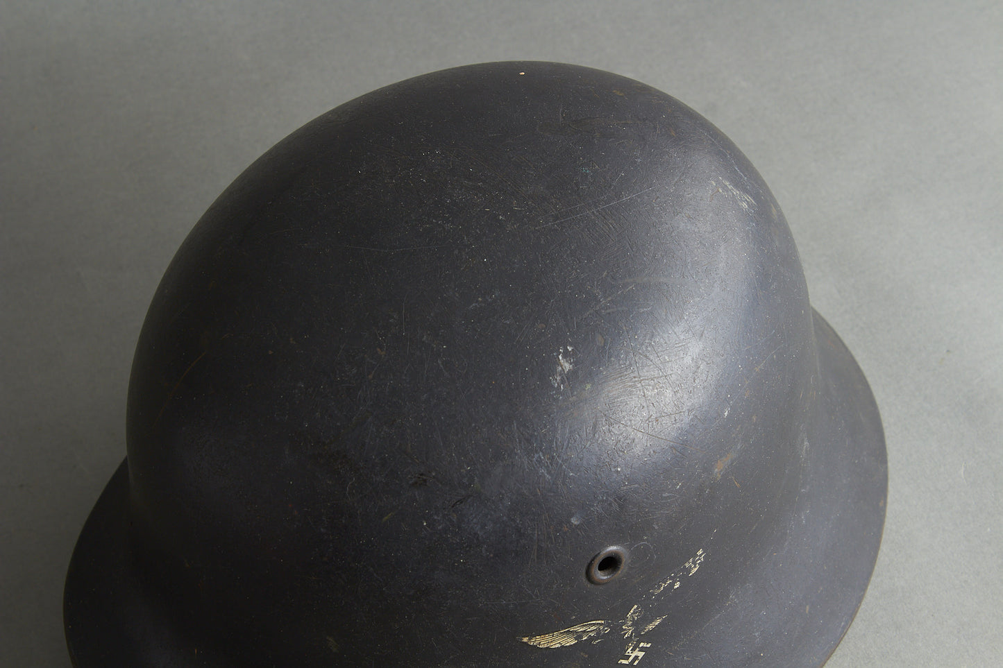 Luftwaffe M40 Single Decal Helmet. Original.