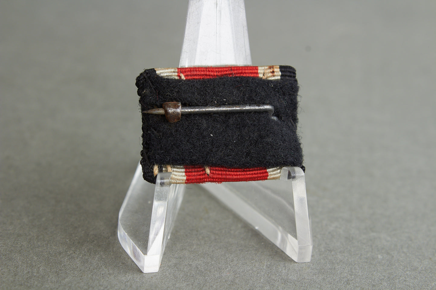 Iron Cross "Eisernes Kreuz" 2. Class. Single Ribbon Bar. Original.