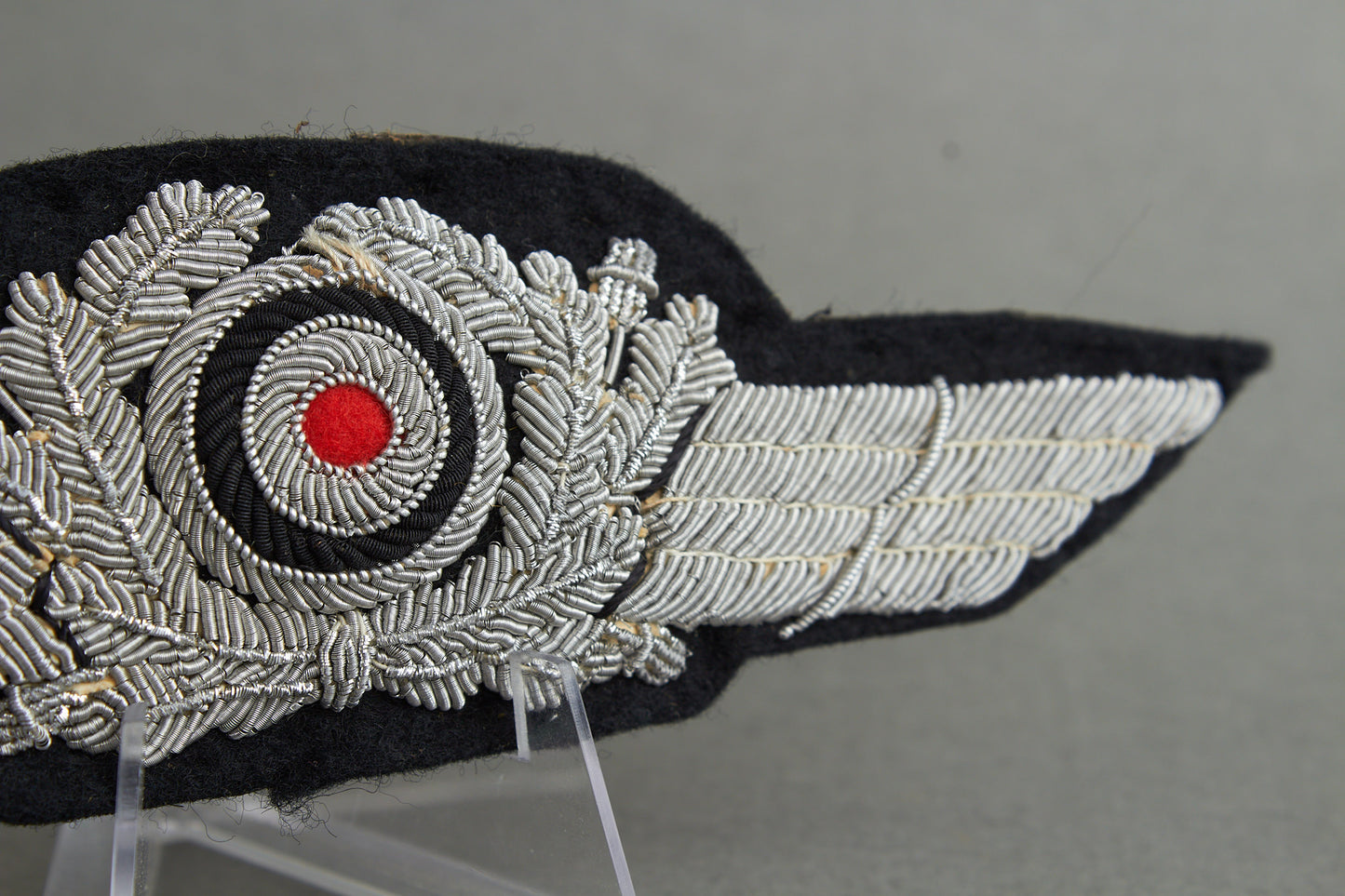 Luftwaffe Officer Visor Cap Cocarde. Original.