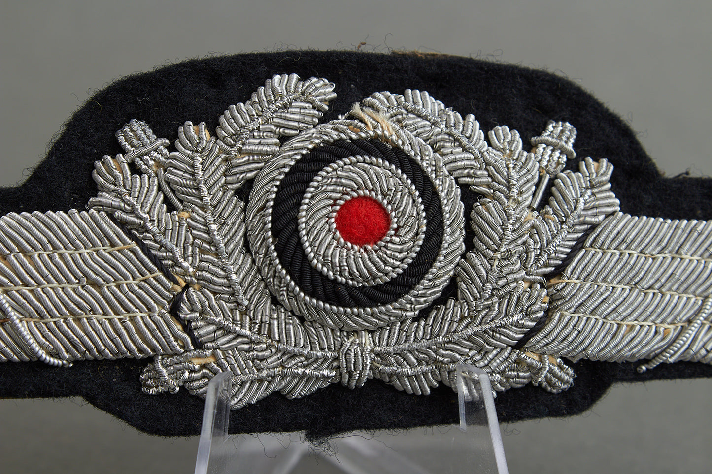 Luftwaffe Officer Visor Cap Cocarde. Original.