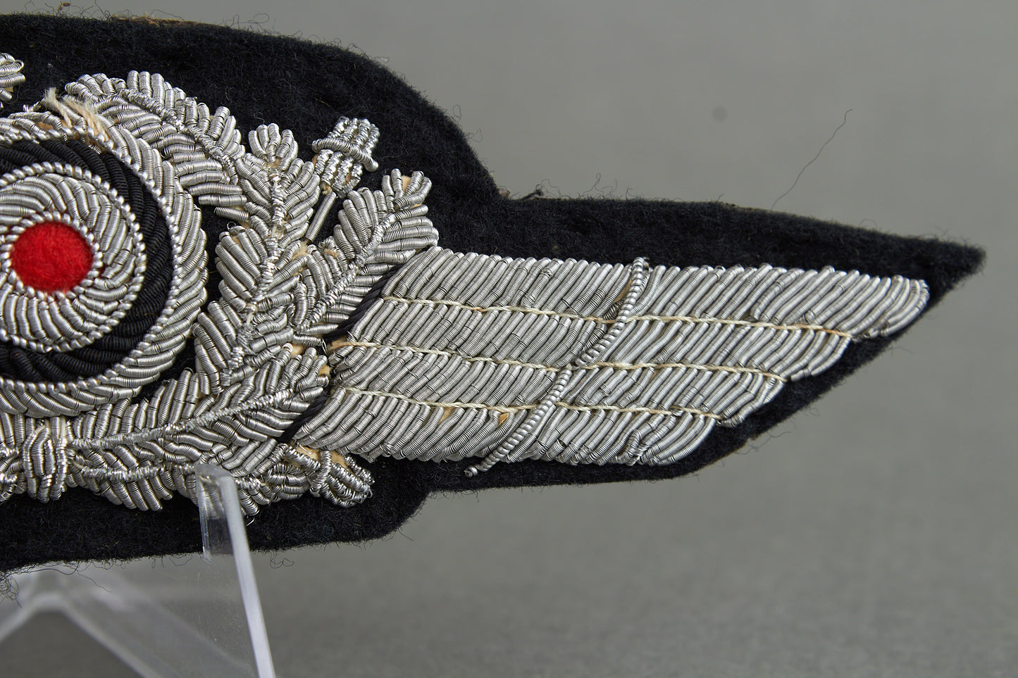 Luftwaffe Officer Visor Cap Cocarde. Original.