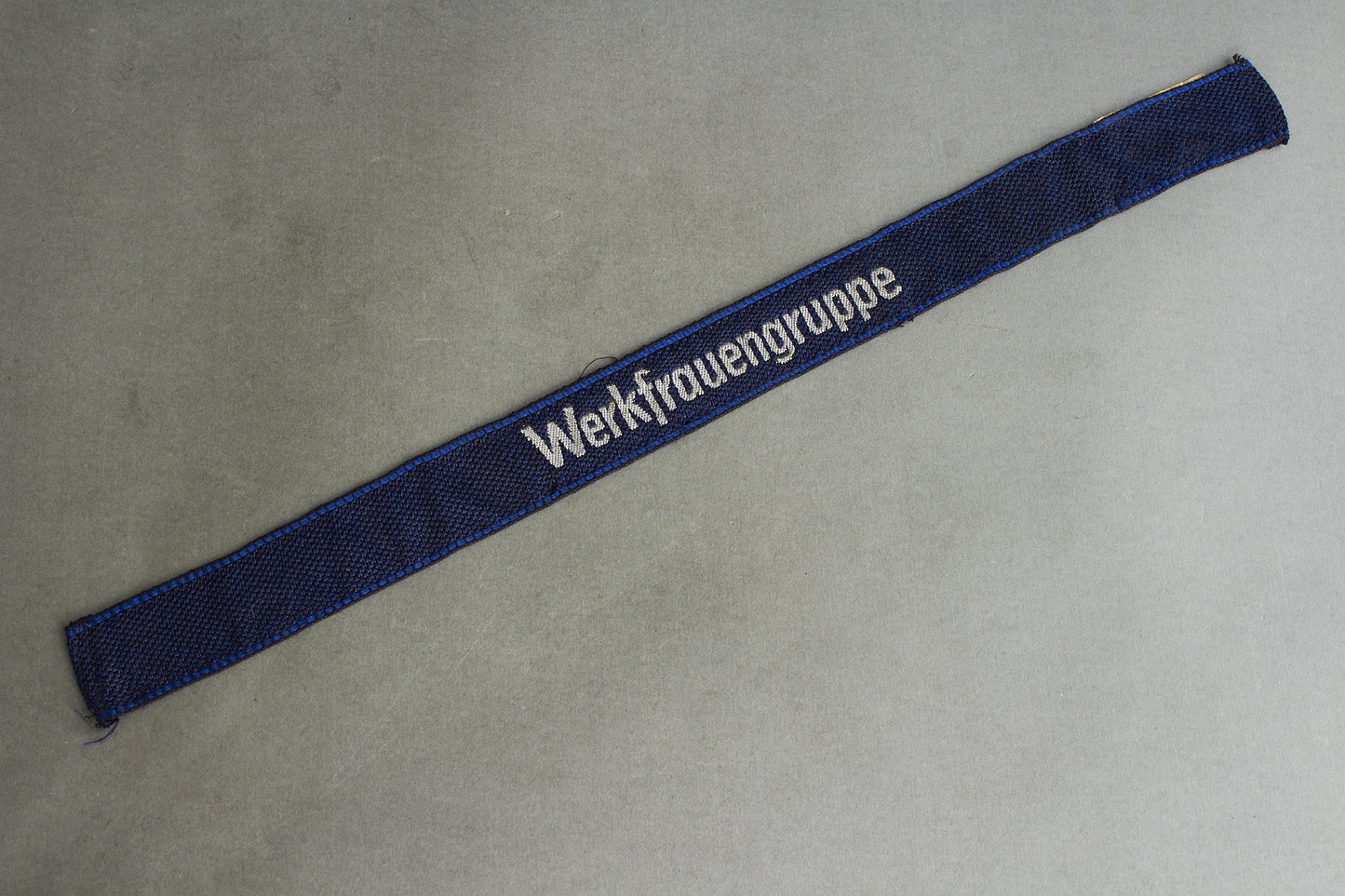 NSV/DAF "Werkfrauengruppe" Cufftitle w. RZM tag. Original.