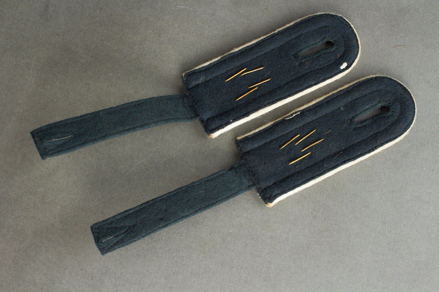 Wehrmacht "Infanterie" Shoulder Boards. "Slip on". Matching pair. Original.