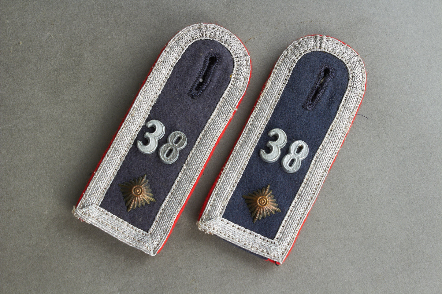 Luftwaffe "Flakartillerie" Shoulder Boards. "Slip on". Matching pair. Original.