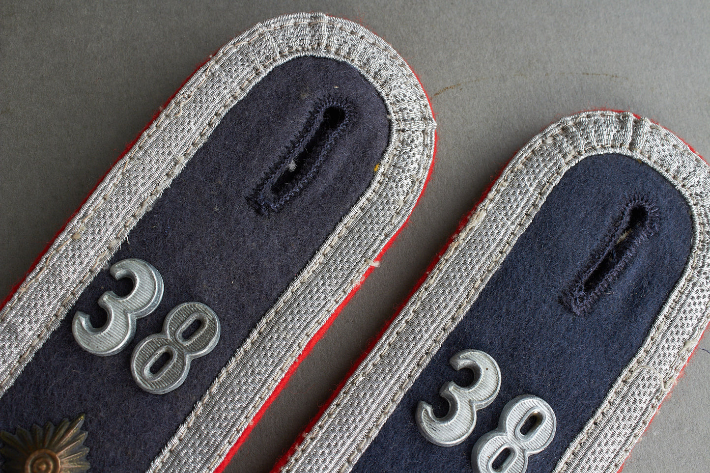 Luftwaffe "Flakartillerie" Shoulder Boards. "Slip on". Matching pair. Original.
