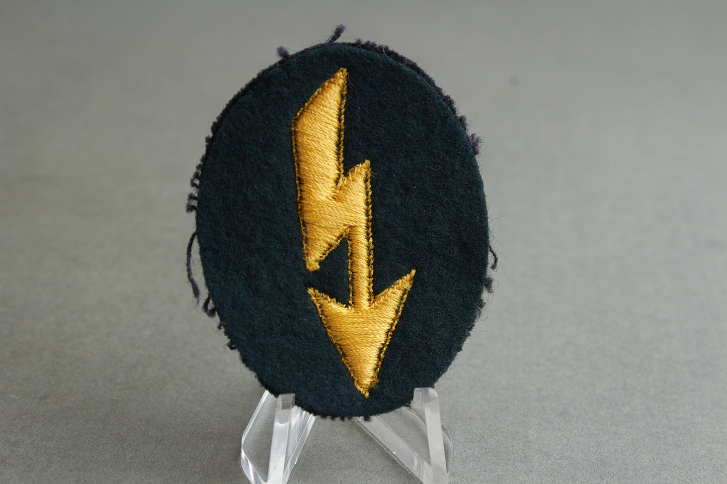 Wehrmacht Ärmelabzeichen "Funker". Original.