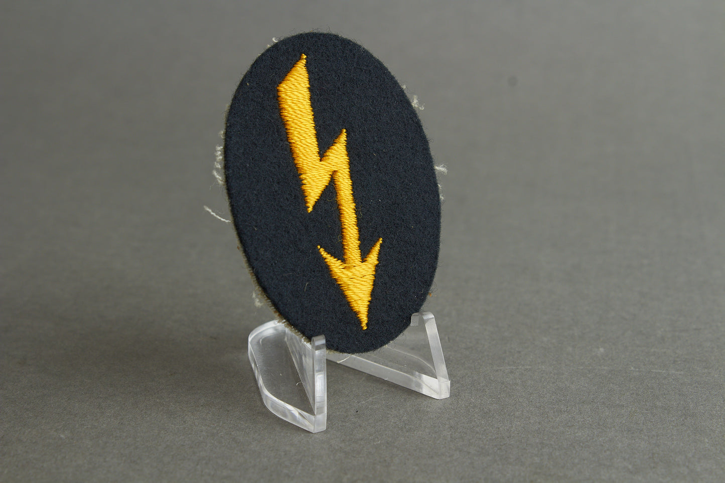 Wehrmacht Ärmelabzeichen "Funker". Original.