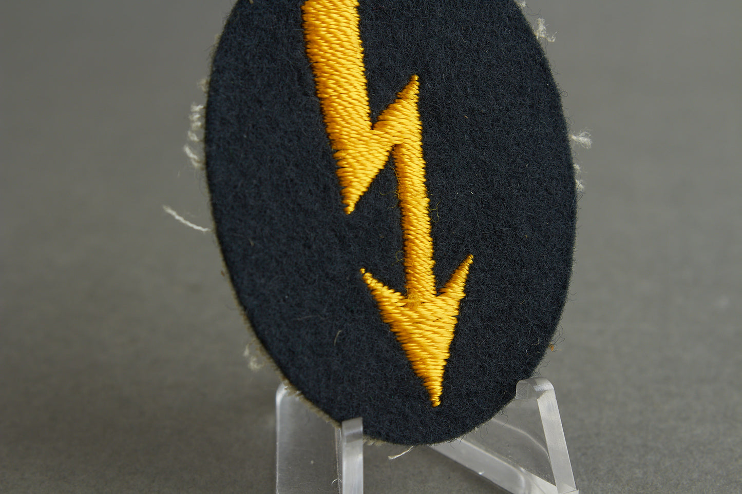 Wehrmacht Ärmelabzeichen "Funker". Original.