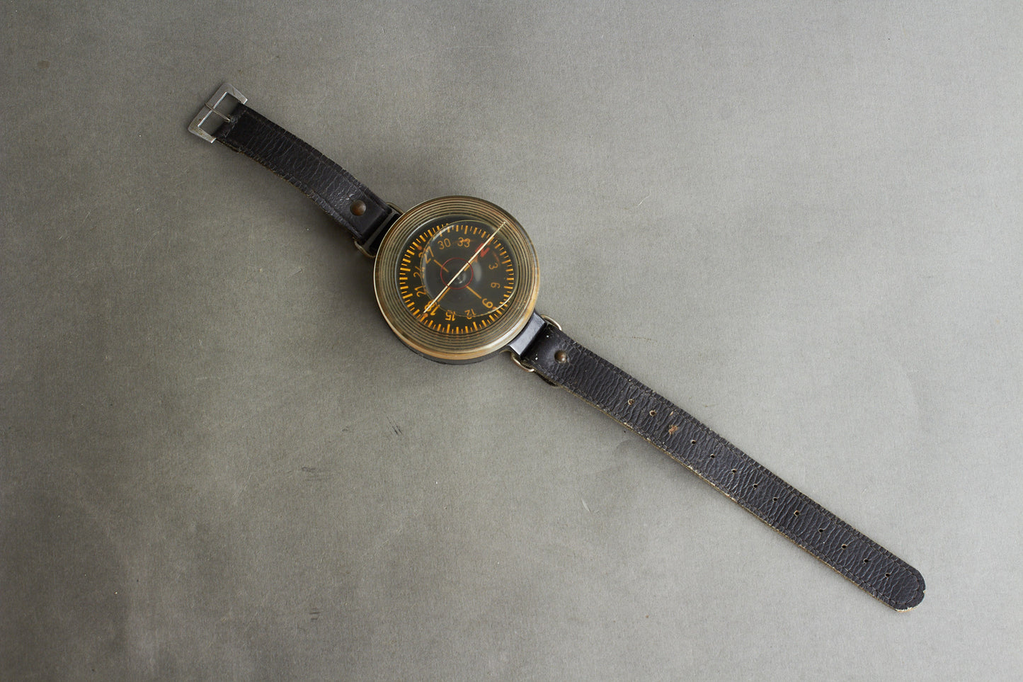 Luftwaffe AK39 (Armbandkompaß 39) Flight Personel Wrist Compass. Original.