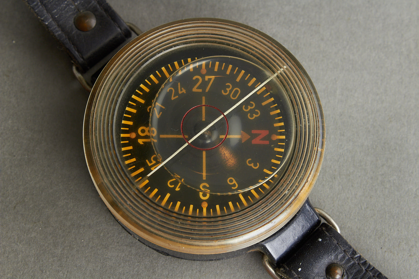 Luftwaffe AK39 (Armbandkompaß 39) Flight Personel Wrist Compass. Original.
