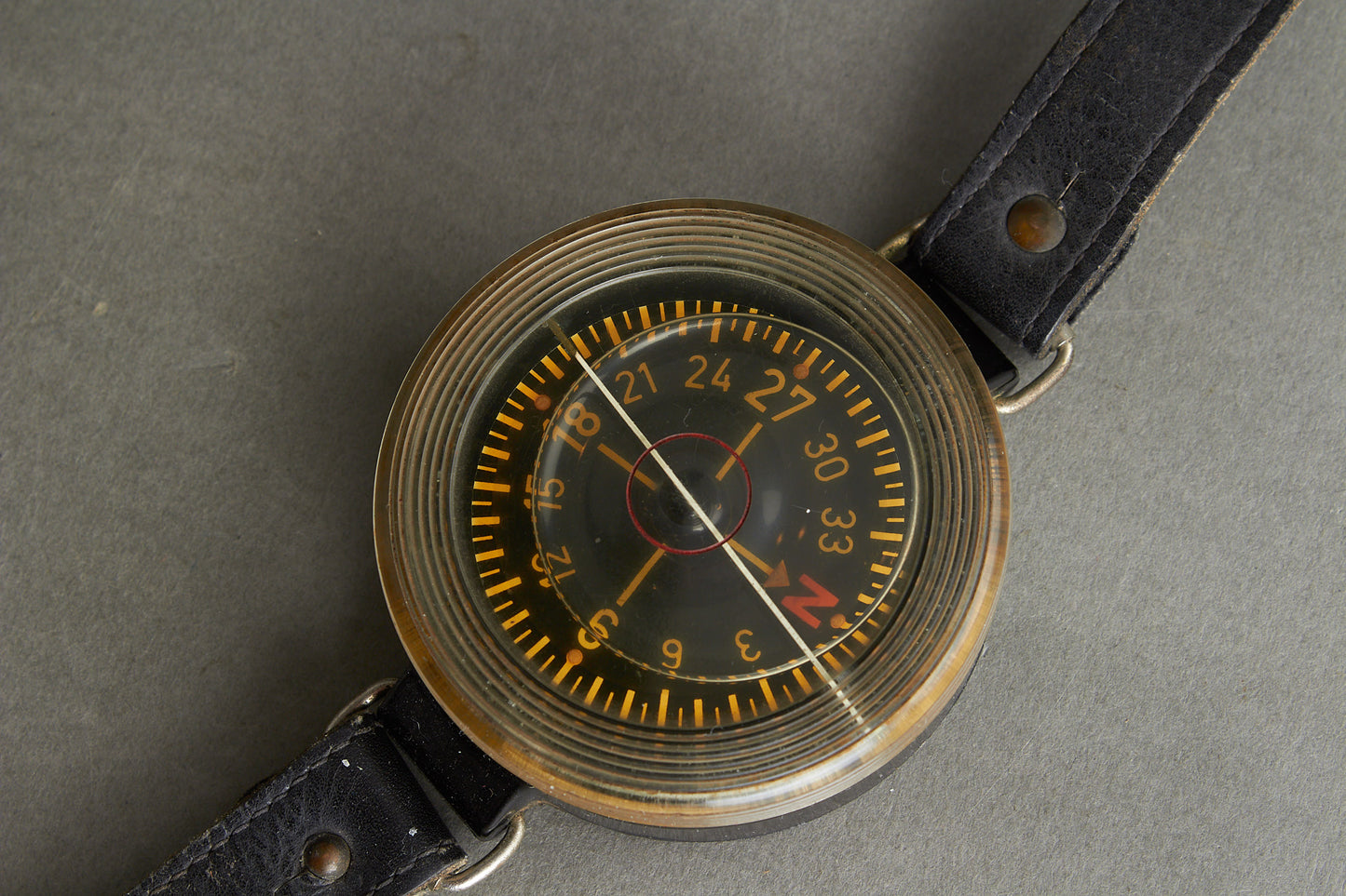 Luftwaffe AK39 (Armbandkompaß 39) Flight Personel Wrist Compass. Original.