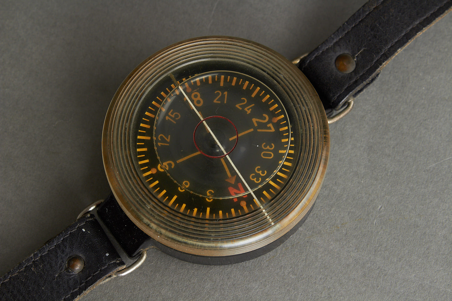 Luftwaffe AK39 (Armbandkompaß 39) Flight Personel Wrist Compass. Original.