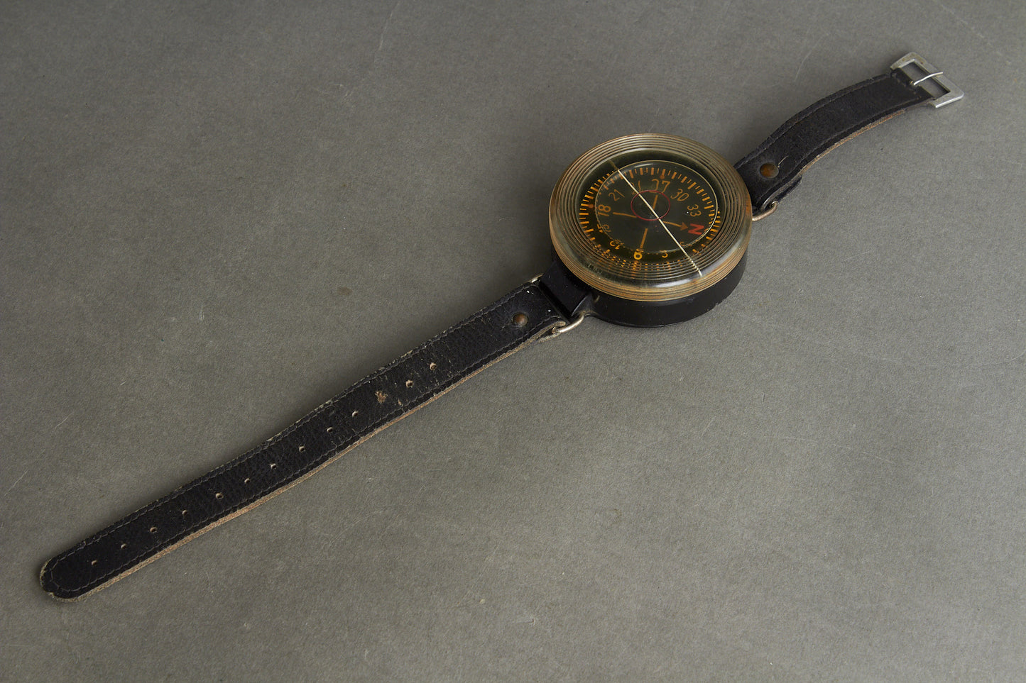 Luftwaffe AK39 (Armbandkompaß 39) Flight Personel Wrist Compass. Original.