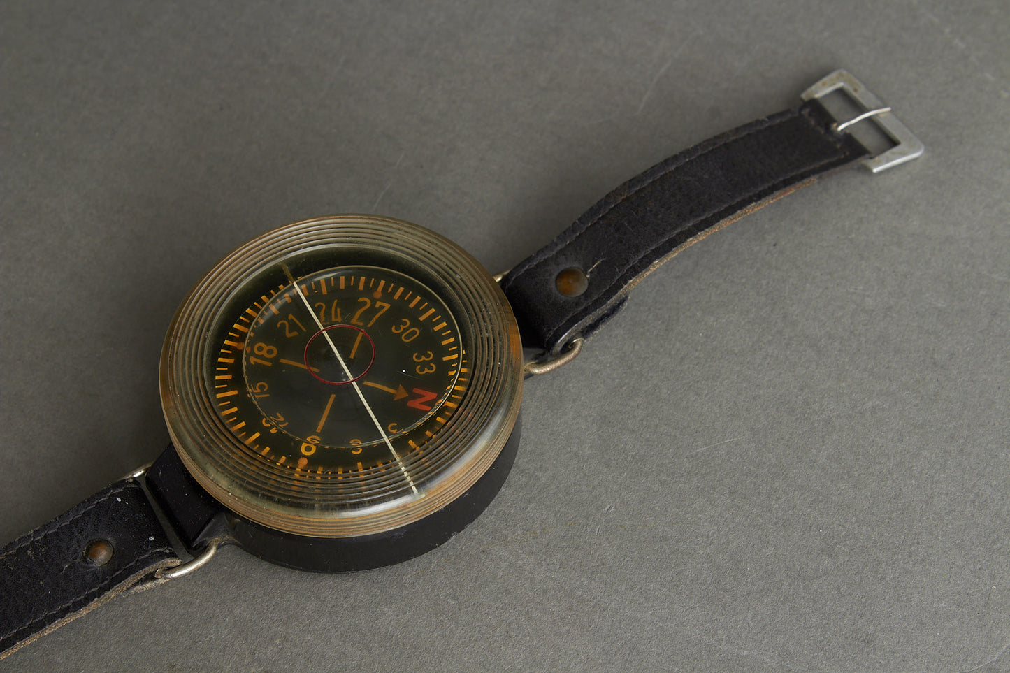 Luftwaffe AK39 (Armbandkompaß 39) Flight Personel Wrist Compass. Original.