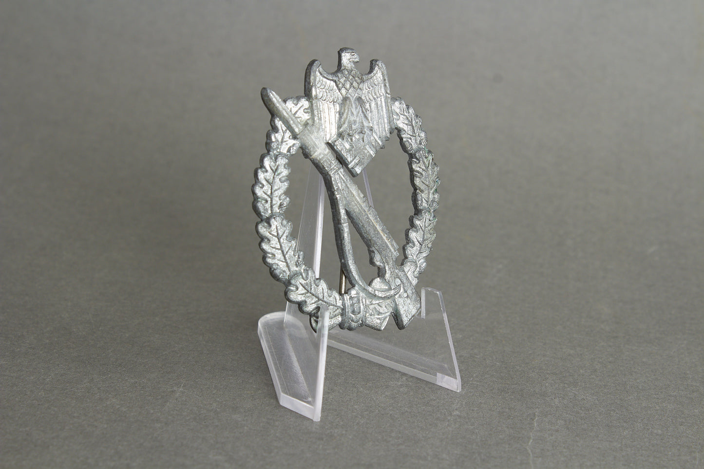 Infanterie Sturmabzeichen in silver. "Halb Hohl". Unmarked Steinhauer & Lück. Rare. Original.