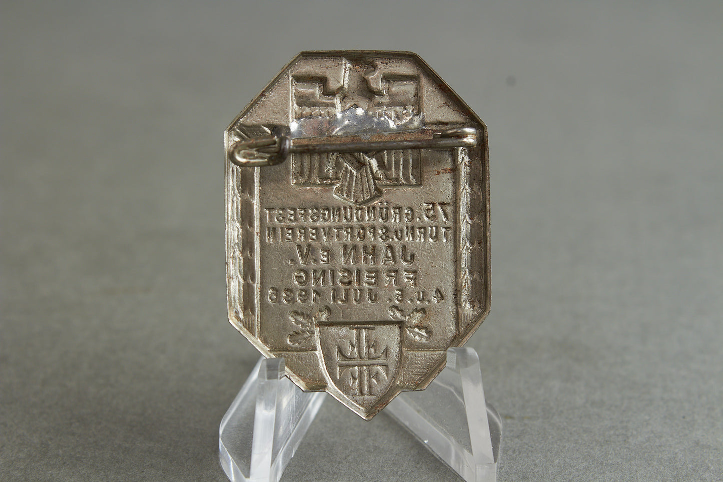 DRL "Deutscher Reichsbund für Leibesübungen" 1936 Tinnie. Original.