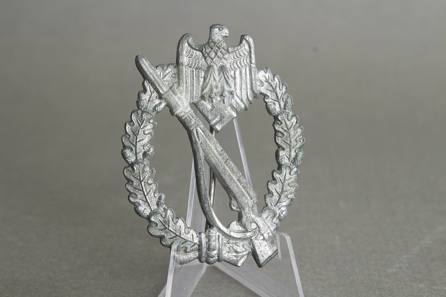 Infanterie Sturmabzeichen in silver. "Halb Hohl". Unmarked Steinhauer & Lück. Rare. Original.