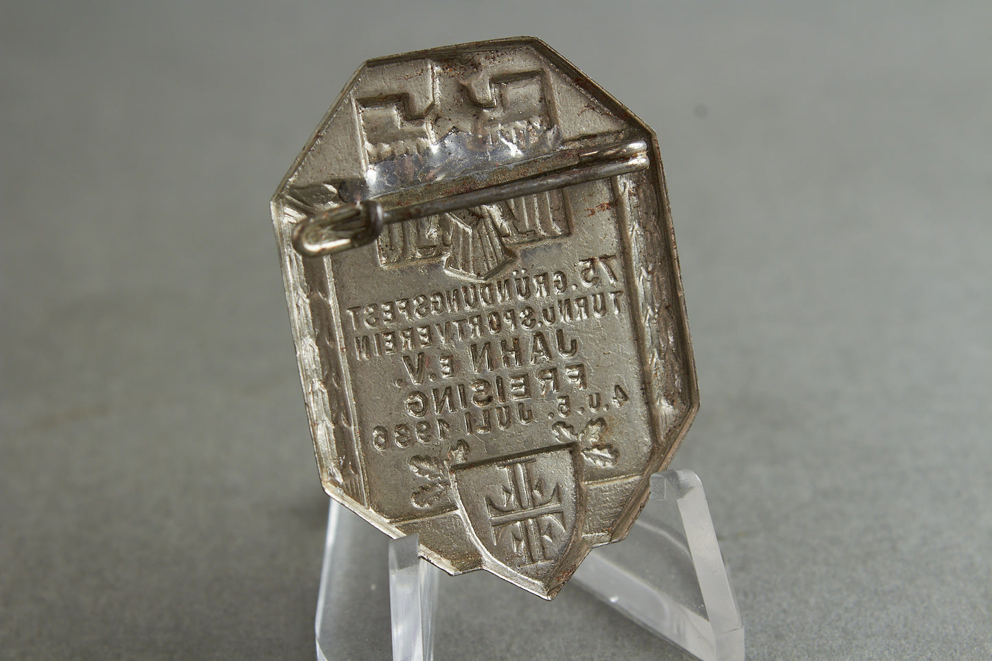 DRL "Deutscher Reichsbund für Leibesübungen" 1936 Tinnie. Original.