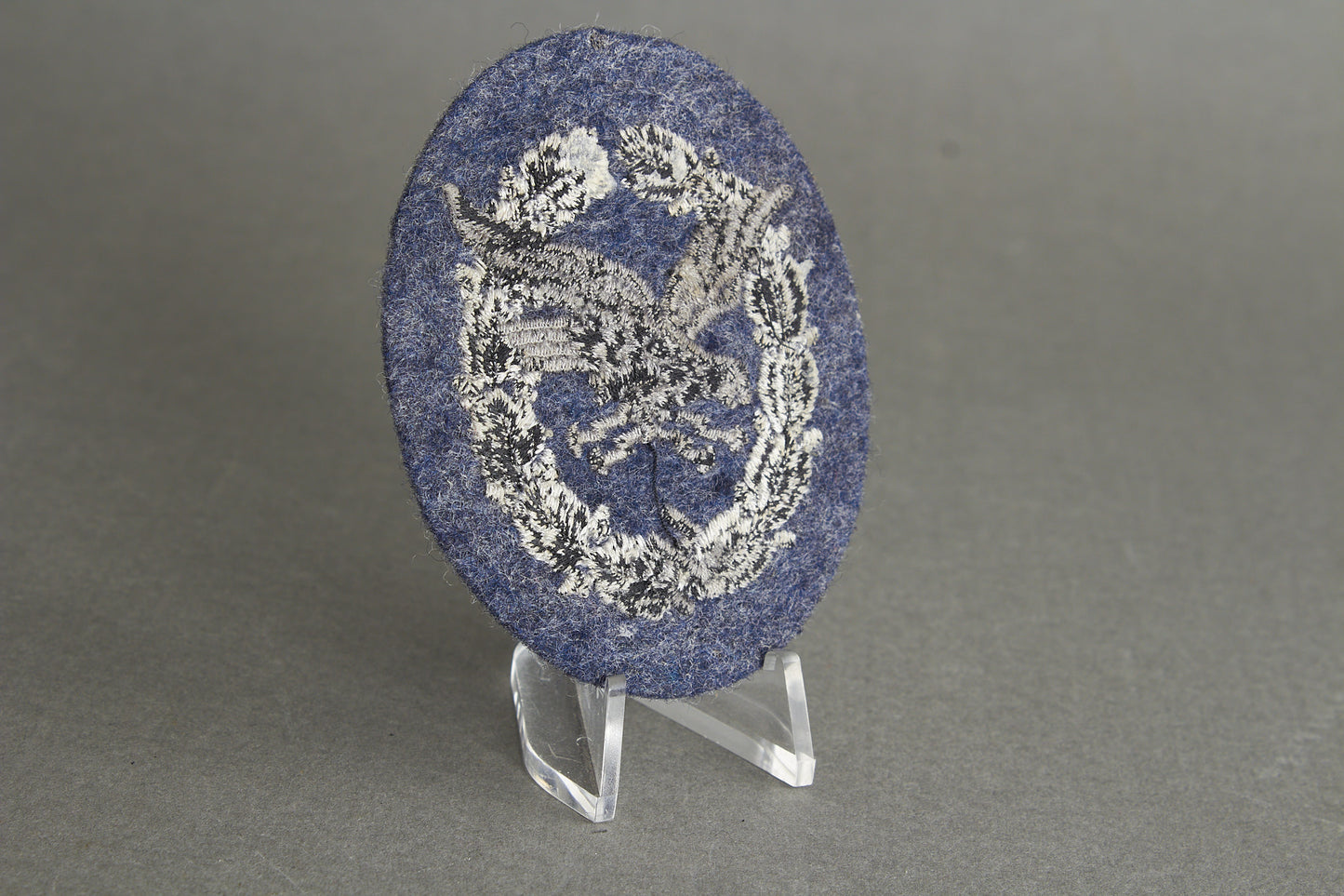 Luftwaffe "Fliegerschützenabzeichen mit Blitzbündel" Cloth Badge. Original.