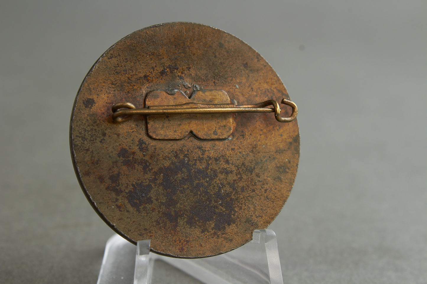 NSDAP "Reichsparteitag 1935" Tinnie. Original.