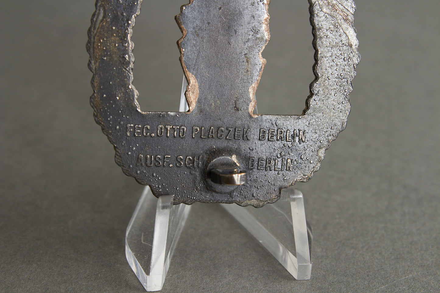 Kriegsmarine "Minensucher-Kriegsabzeichen". Maker Marked "Fec. Otto Platzeck Berlin - Ausf. Schwerin Berlin". Original.